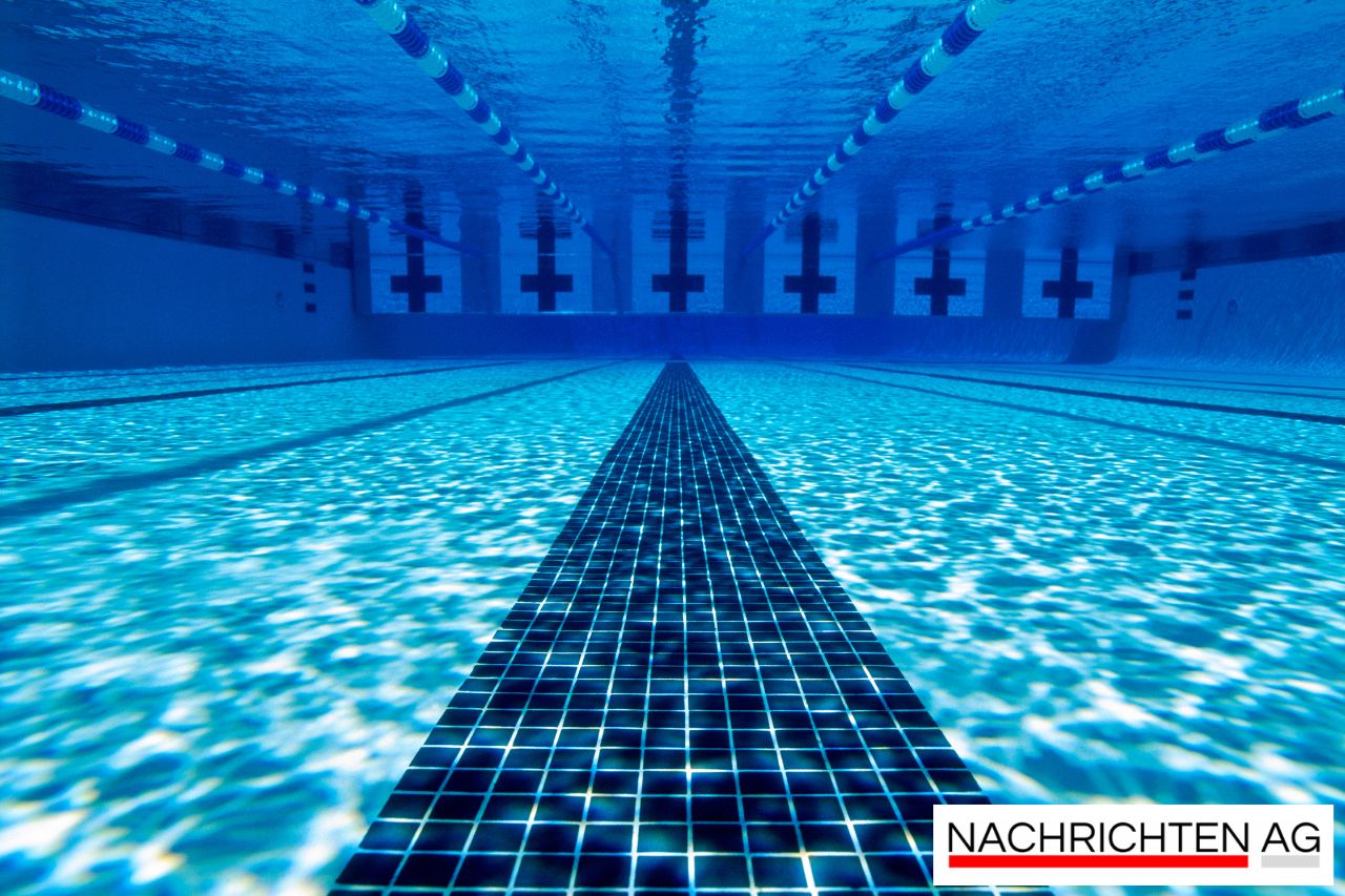Rentner verwandelt Garten in Uhingen in einzigartiges Schwimmbad!