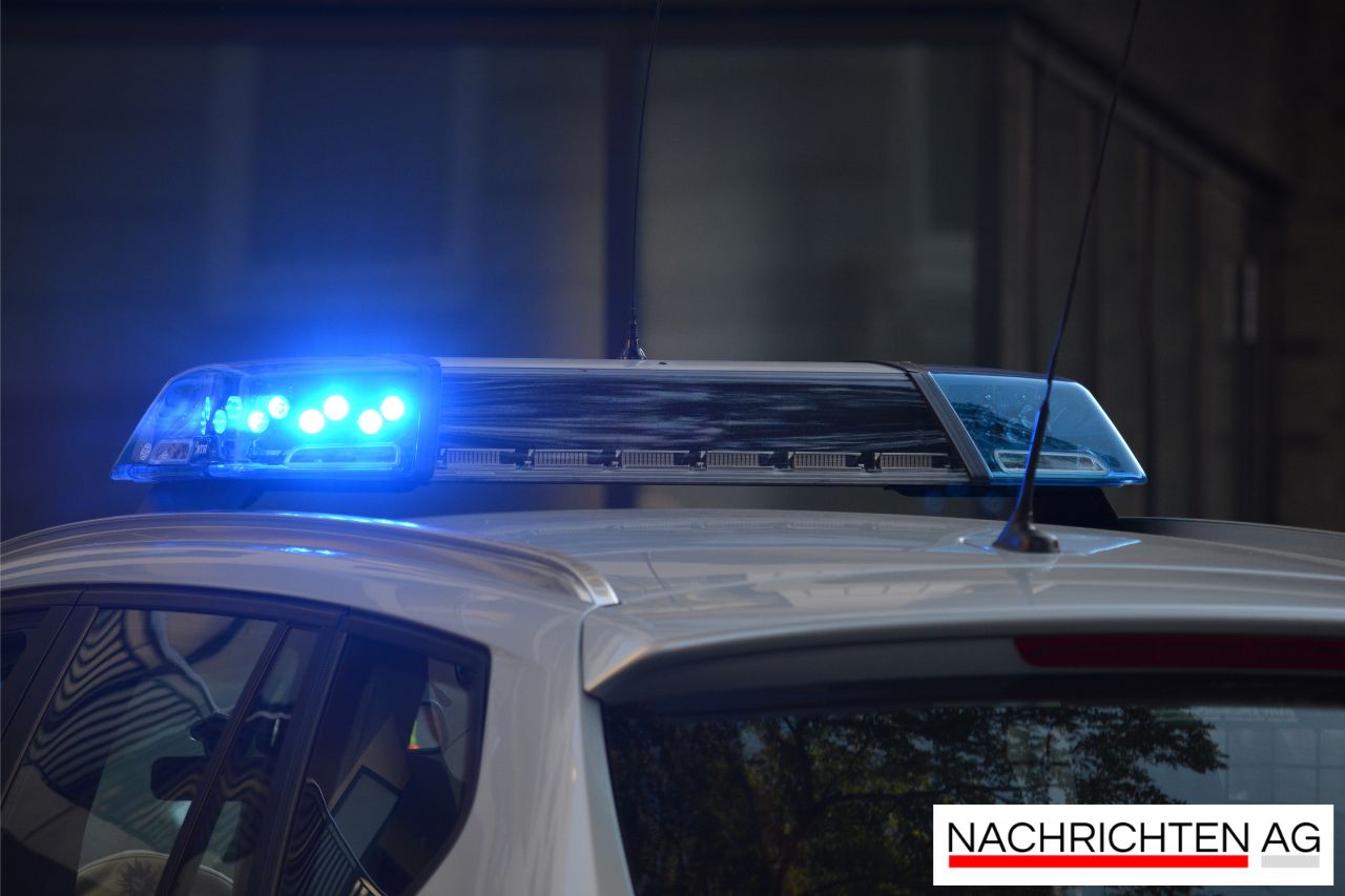 Sichere Senioren: Humorvolle Aufführung gegen Trickbetrug begeistert!