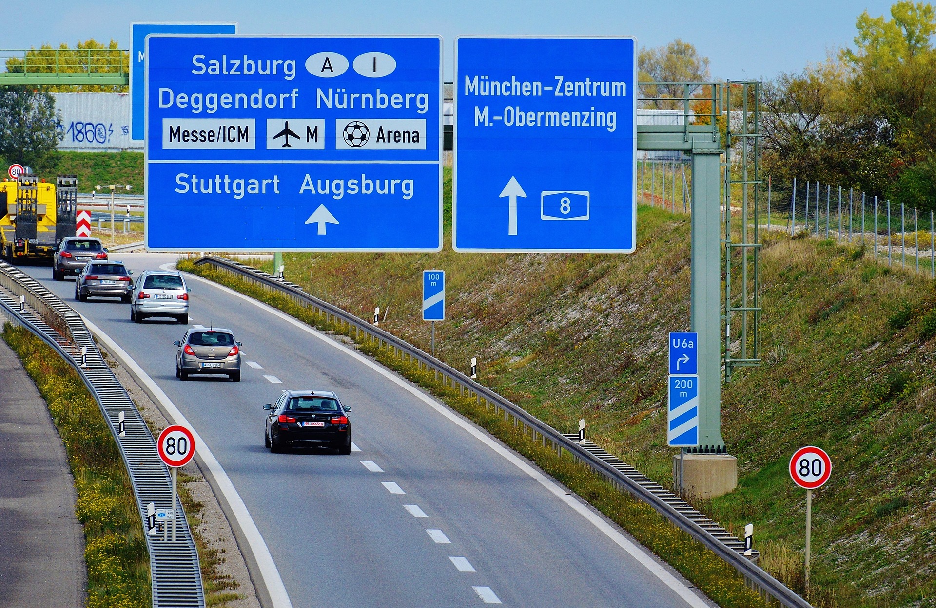 Unfall auf der A8 bei Pforzheim-West sorgt für drei Kilometer Stau